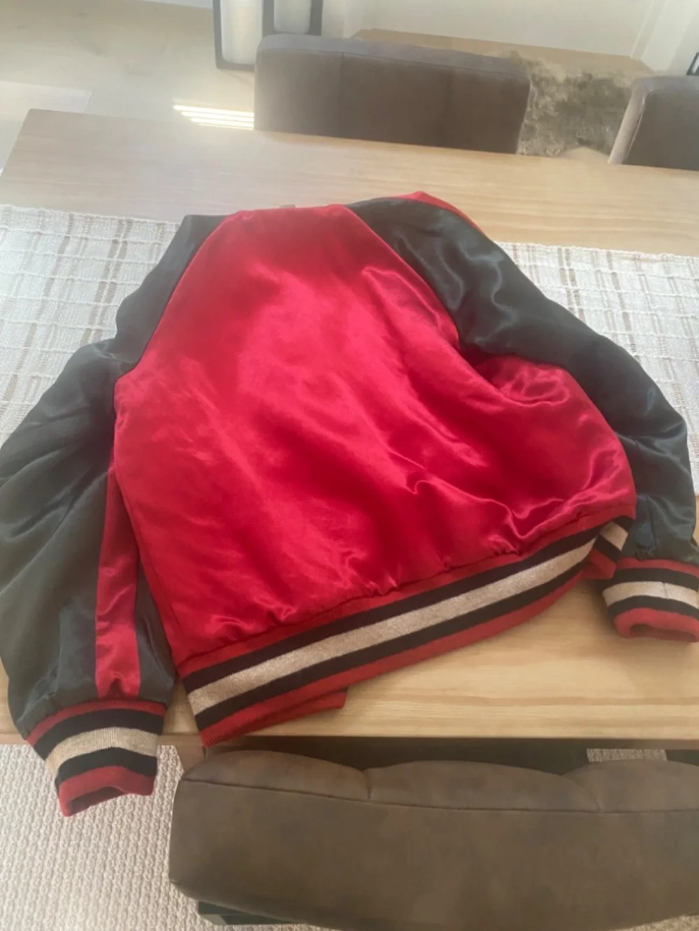Never worn with tags dead stick Gucci 2 in one reversible jacket